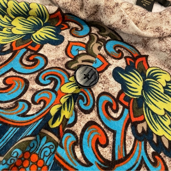 Women’s Radzoli XL multi-colored vibrant print cowl neck pullover - Picture 9 of 13